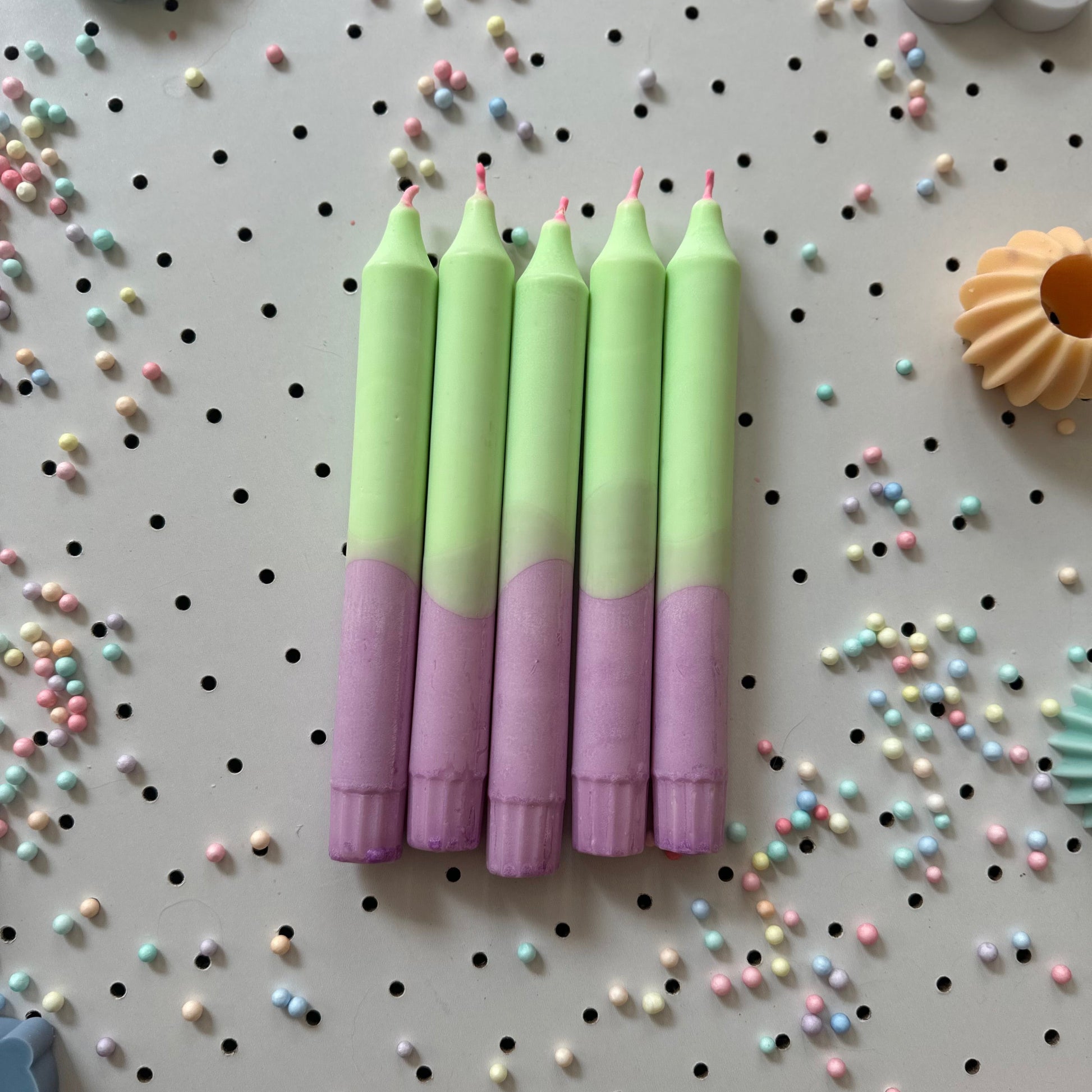 Kit de 5 Velas Giz - Verde e Lilás